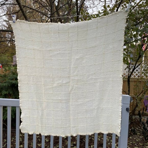 Vintage Baby Blanket Julius Berger Crochet Knit Ivory - Picture 2 of 8